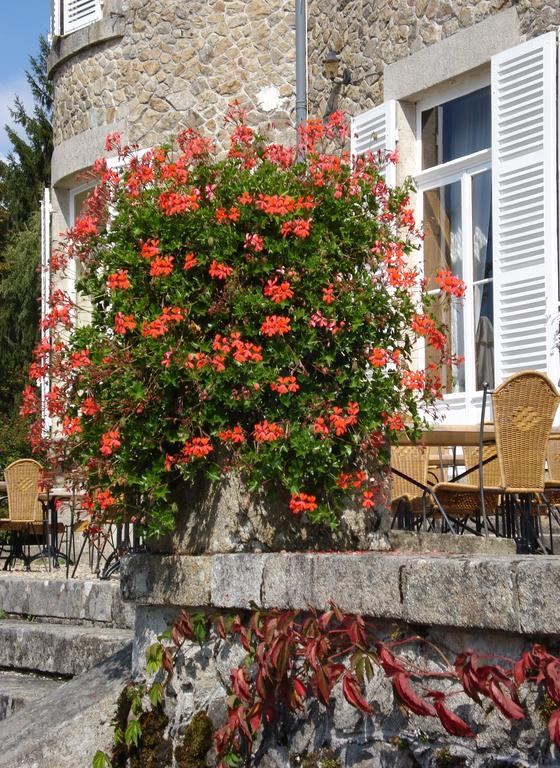 Château Le Mialaret Neuvic  Exterior foto