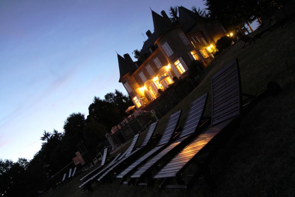 Château Le Mialaret Neuvic  Exterior foto
