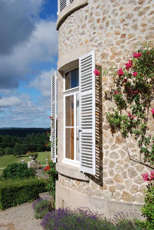 Château Le Mialaret Neuvic  Exterior foto